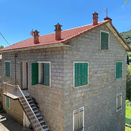 Village Vacations Apartment *